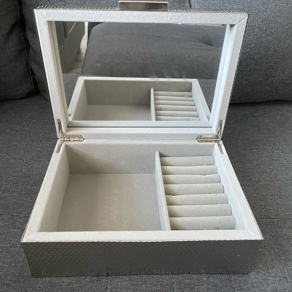 Silver Jewelry Box w/Mirror